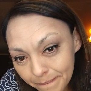 Meet your Posher, Davada